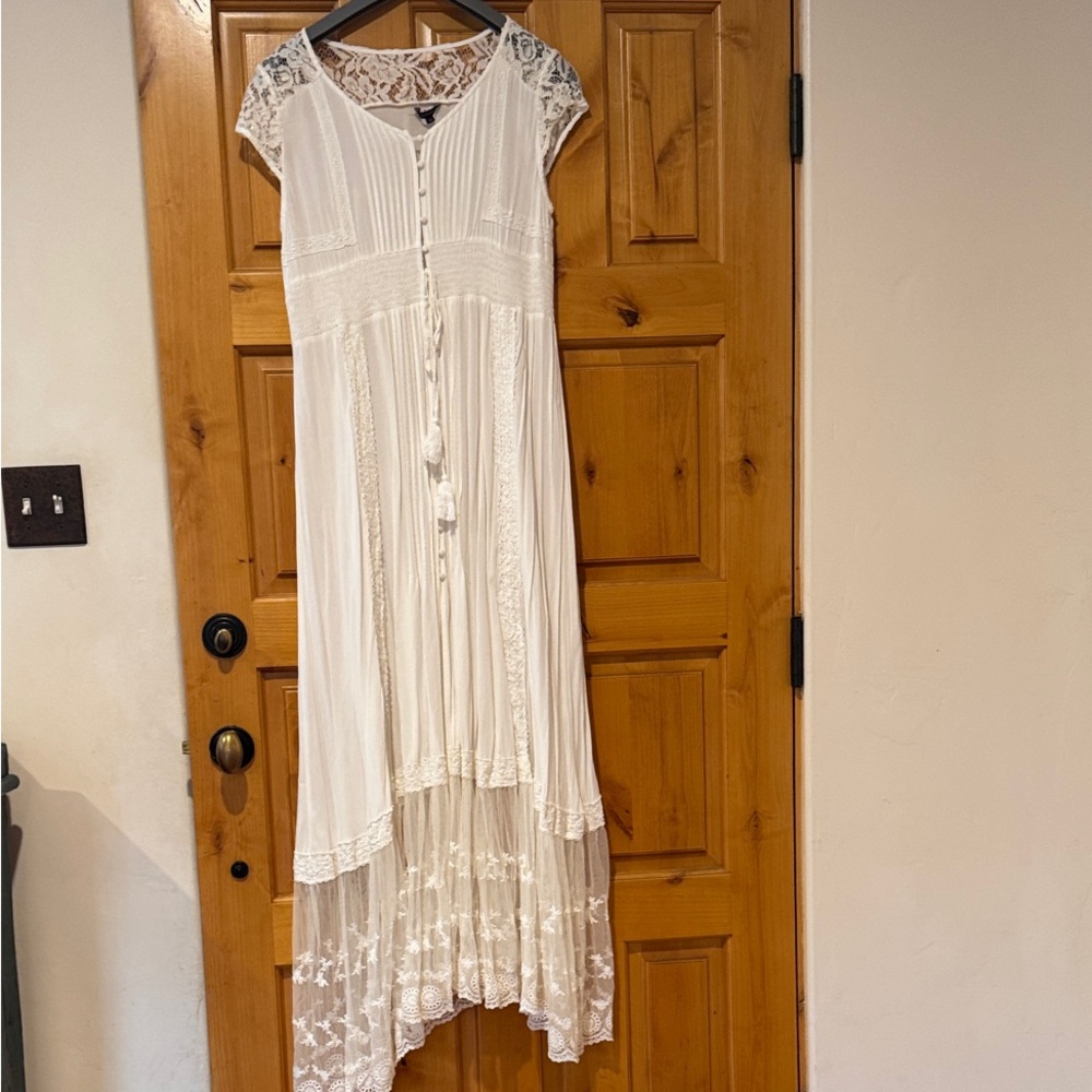Boho White Lace High-Low Maxi Dress with Tassel Tie